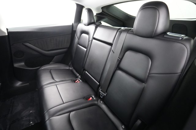 2023 Tesla Model Y — photo 19 of 24