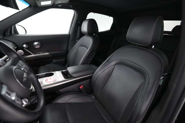 2023 Genesis GV60 — photo 3 of 26