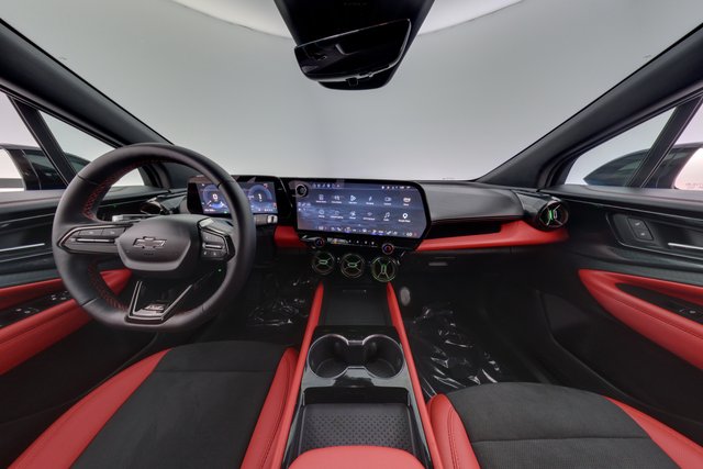 2024 Chevrolet Blazer EV — photo 21 of 24