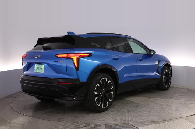 2024 Chevrolet Blazer EV — photo 2 of 24