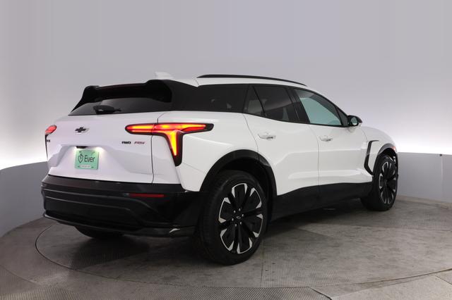 2024 Chevrolet Blazer EV — photo 2 of 20