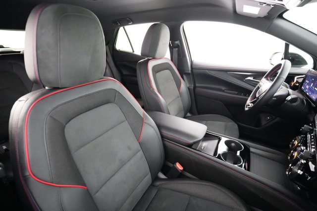 2024 Chevrolet Blazer EV — photo 18 of 20