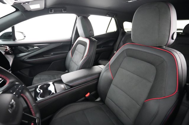 2024 Chevrolet Blazer EV — photo 3 of 20