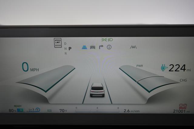 2024 Hyundai IONIQ 5 — photo 5 of 22