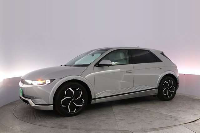 2024 Hyundai IONIQ 5 — photo 14 of 22
