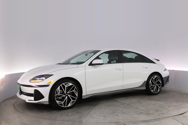 2024 Hyundai IONIQ 6 — photo 14 of 21
