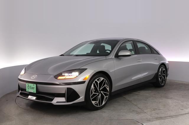 2024 Hyundai IONIQ 6 — VIN KMHM34AA7RA062201