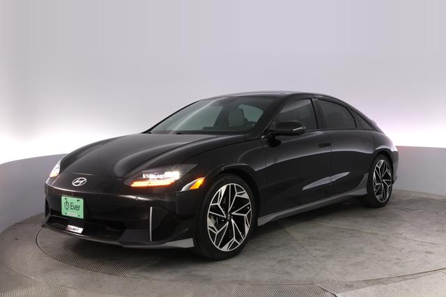 2024 Hyundai IONIQ 6 — VIN KMHM54AA9RA061447
