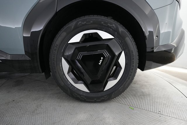 2024 Kia EV9 — photo 7 of 23