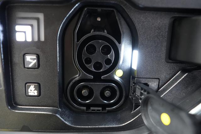 2024 Kia EV9 — photo 8 of 23