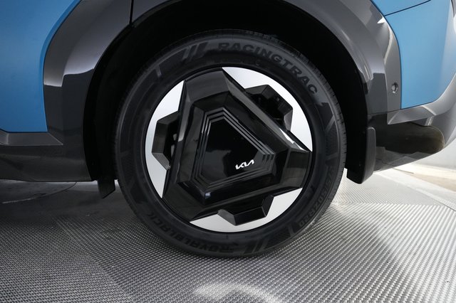 2024 Kia EV9 — photo 7 of 29