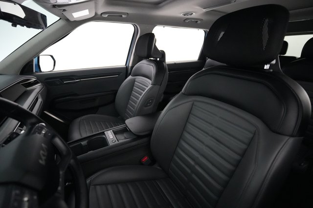 2024 Kia EV9 — photo 3 of 29
