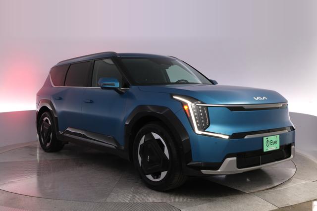 2024 Kia EV9 — photo 10 of 29
