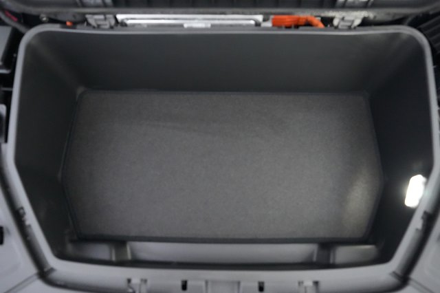 2024 Audi Q8 e-tron — photo 21 of 23