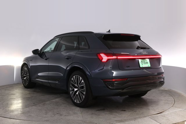 2024 Audi Q8 e-tron — photo 13 of 23