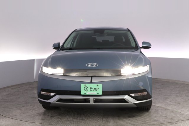 2024 Hyundai IONIQ 5 — photo 9 of 21