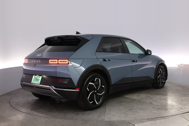 2024 Hyundai IONIQ 5 — photo 2 of 21