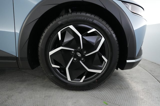 2024 Hyundai IONIQ 5 — photo 16 of 21