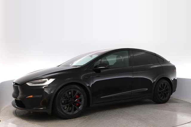 2023 Tesla Model X — photo 14 of 26