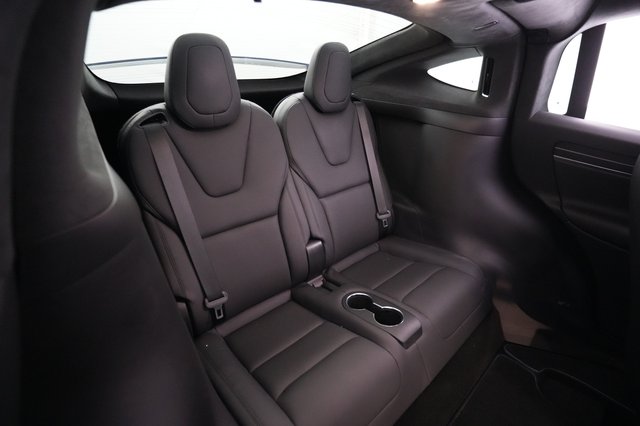 2023 Tesla Model X — photo 21 of 26