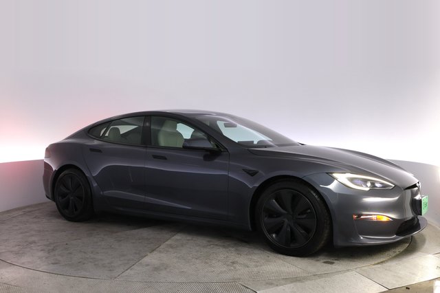2023 Tesla Model S — photo 11 of 25