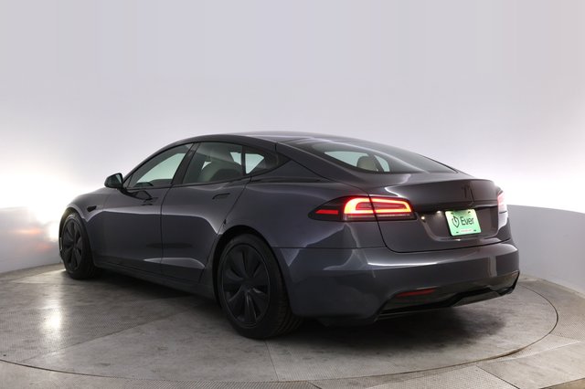 2023 Tesla Model S — photo 13 of 25