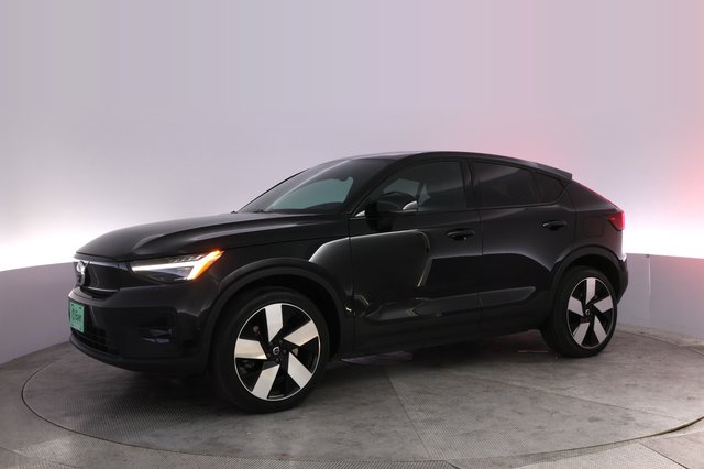 2023 Volvo C40 Recharge — photo 13 of 23