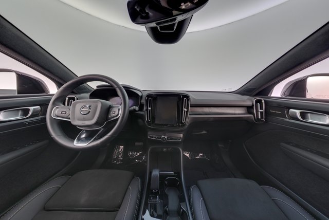 2023 Volvo C40 Recharge — photo 20 of 23