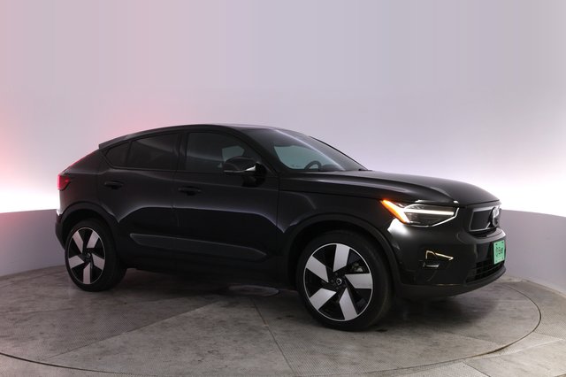 2023 Volvo C40 Recharge — photo 11 of 23