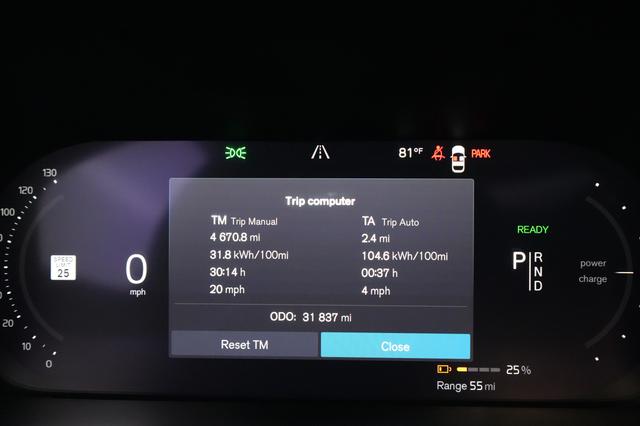 2023 Volvo C40 Recharge — photo 5 of 23