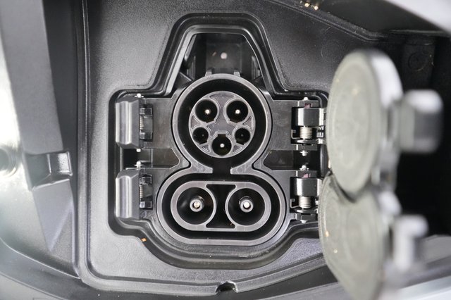 2024 Nissan Ariya — photo 8 of 23