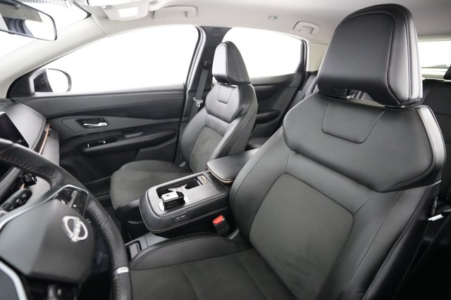 2024 Nissan Ariya — photo 3 of 24