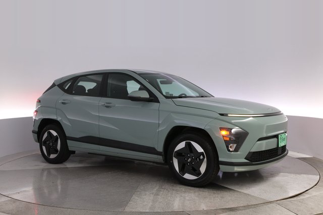 2024 Hyundai Kona Electric — photo 11 of 24