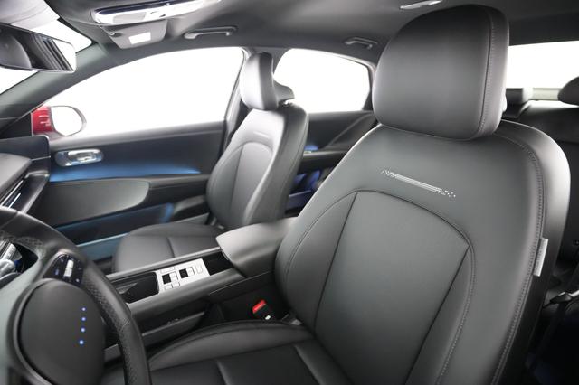 2024 Hyundai IONIQ 6 — photo 3 of 24