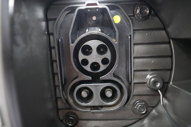 2024 Hyundai IONIQ 6 — photo 8 of 24