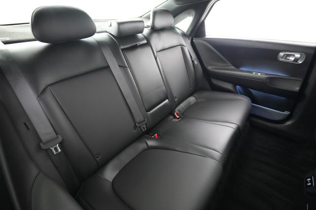 2024 Hyundai IONIQ 6 — photo 4 of 24