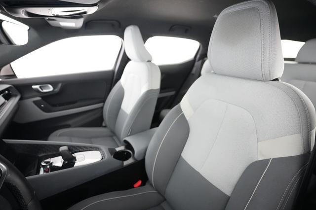 2024 Polestar 2 — photo 3 of 26