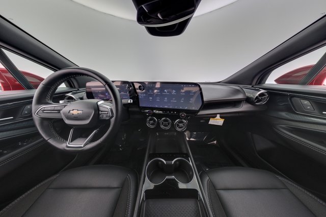 2024 Chevrolet Blazer EV — photo 21 of 24