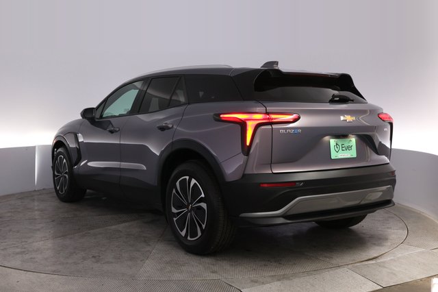 2024 Chevrolet Blazer EV — photo 13 of 25