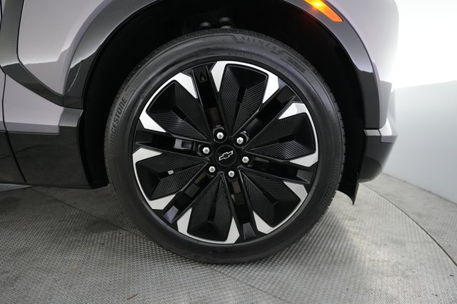2024 Chevrolet Blazer EV — photo 16 of 23