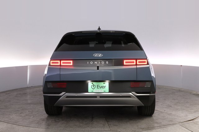 2024 Hyundai IONIQ 5 — photo 12 of 23