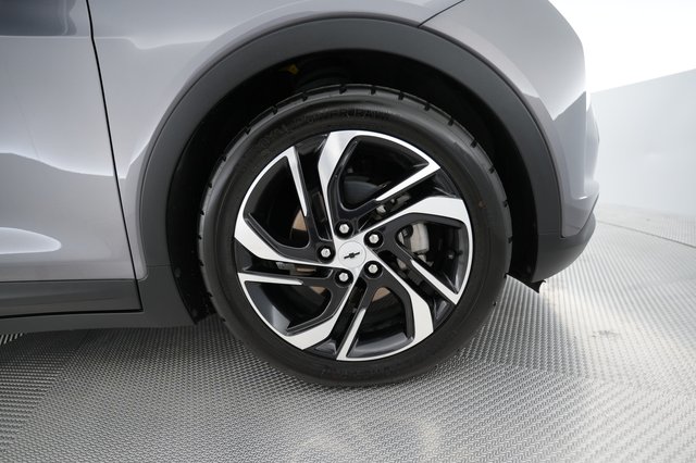 2022 Chevrolet Bolt EV — photo 15 of 23