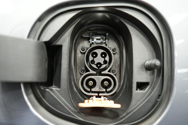 2022 Chevrolet Bolt EV — photo 8 of 23