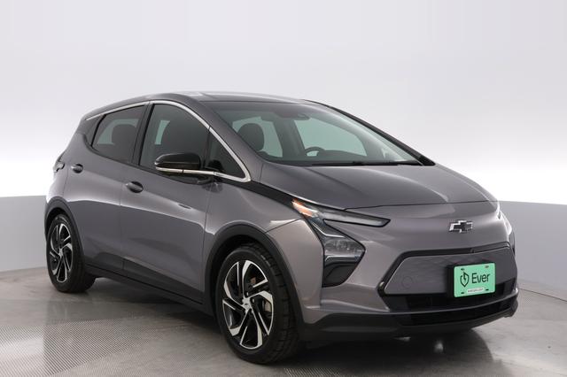 2022 Chevrolet Bolt EV — photo 10 of 23