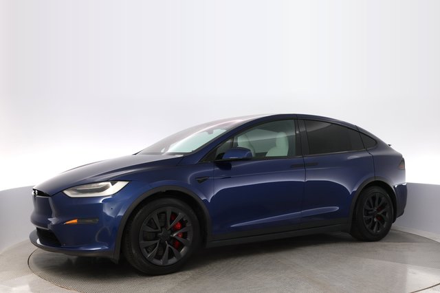 2023 Tesla Model X — photo 14 of 26