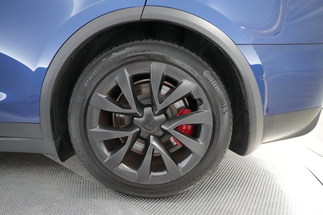 2023 Tesla Model X — photo 17 of 26