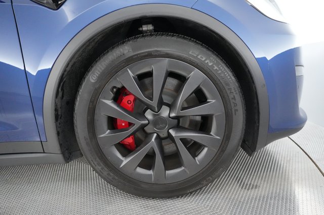 2023 Tesla Model X — photo 15 of 26