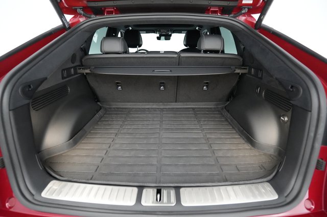 2023 Genesis GV60 — photo 6 of 22