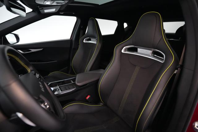 2023 Kia EV6 — photo 3 of 21