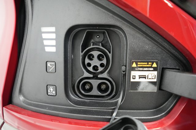 2023 Kia EV6 — photo 8 of 21